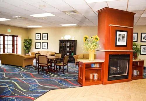 Baymont By Wyndham Michigan City Extérieur photo