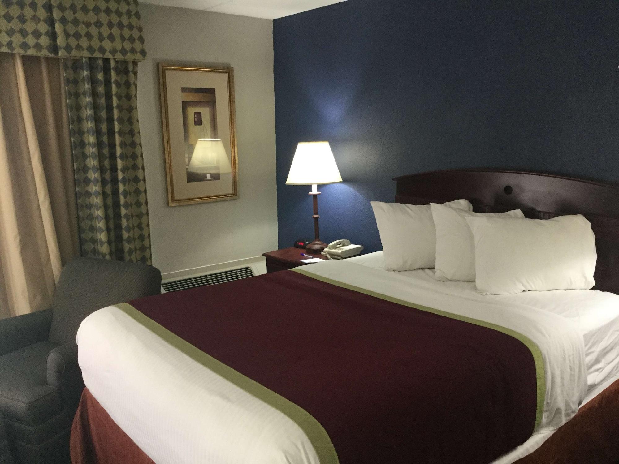 Baymont By Wyndham Michigan City Extérieur photo