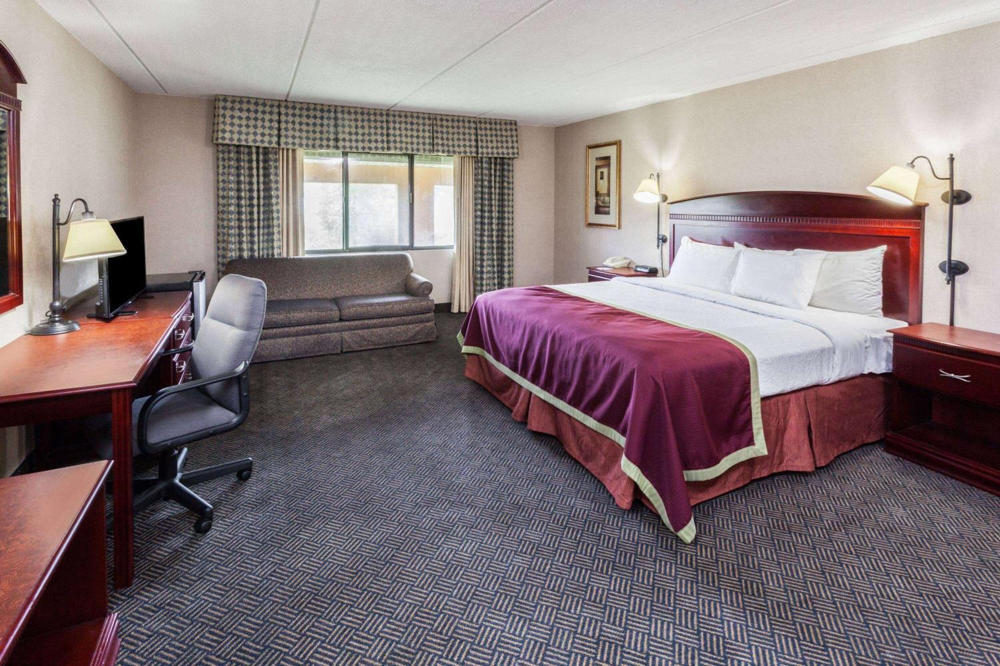 Baymont By Wyndham Michigan City Extérieur photo